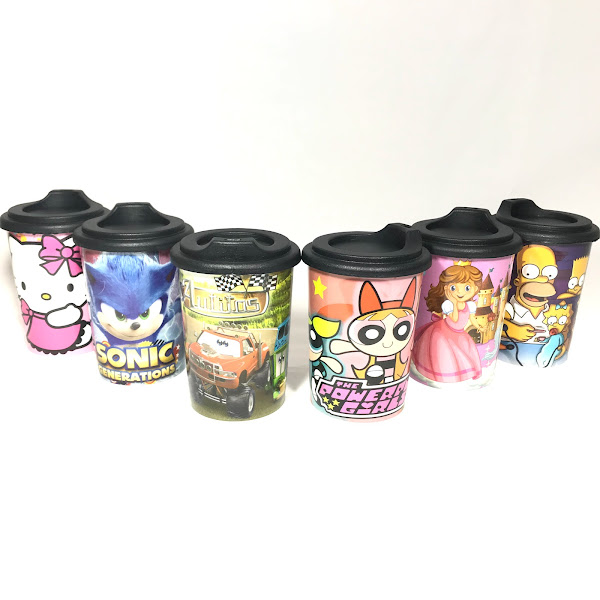 VASO PLASTICO INFANTIL ESTAMPADO CON TAPA Y PICO CHUPITO 300CC