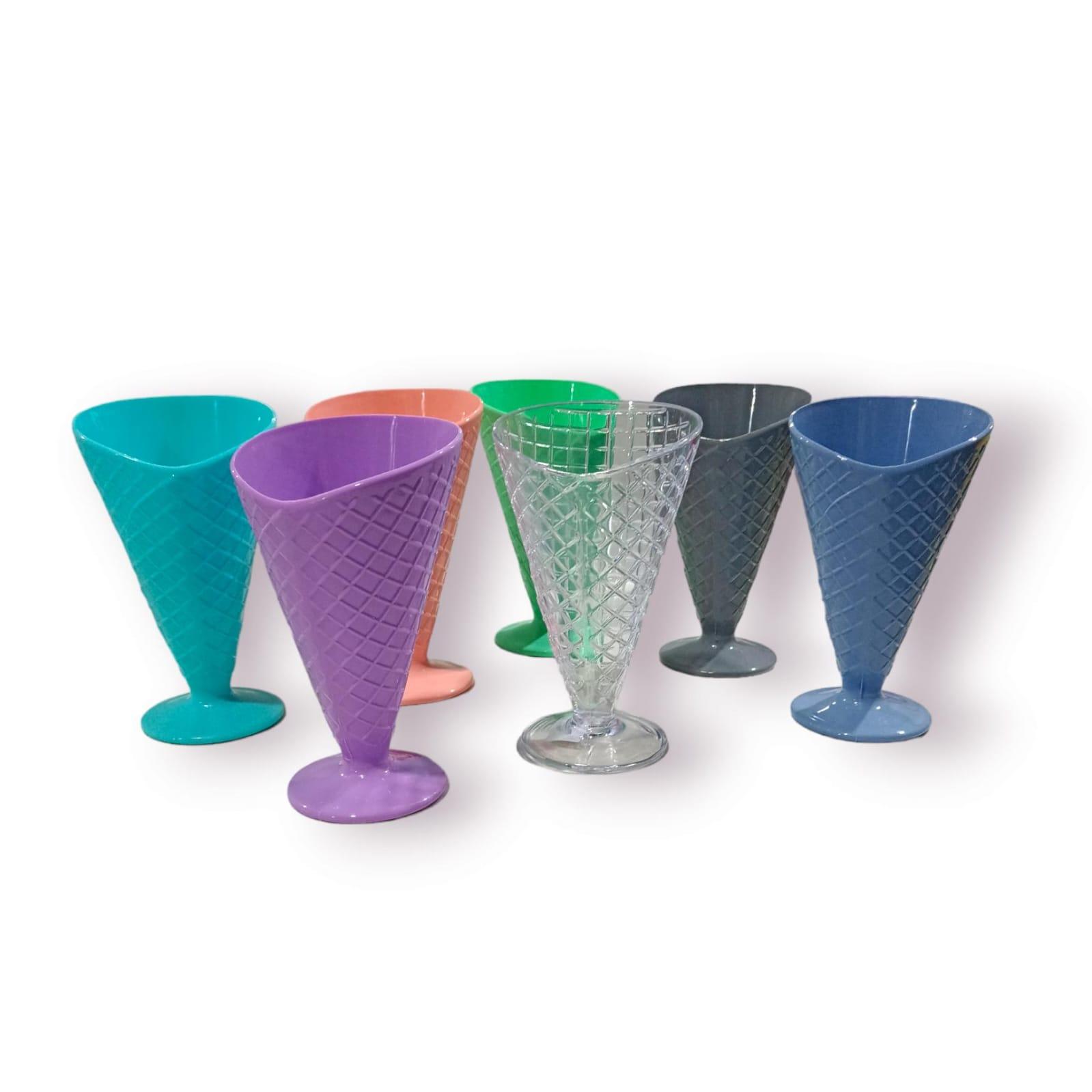 COPA PLASTICA PARA HELADO CON FORMA DE CUCURUCHO 260CC