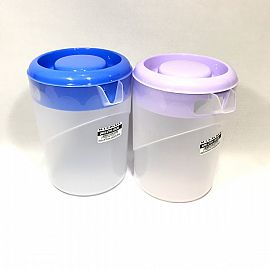JARRA PLASTICA CON TAPA Y PICO VERTEDOR 1750LTS