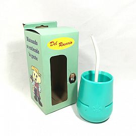 MATE PLASTICO CON BOMBILLA Y FILTRO EN CAJA